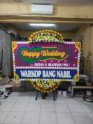 Papan Bunga di Semawung Purworejo